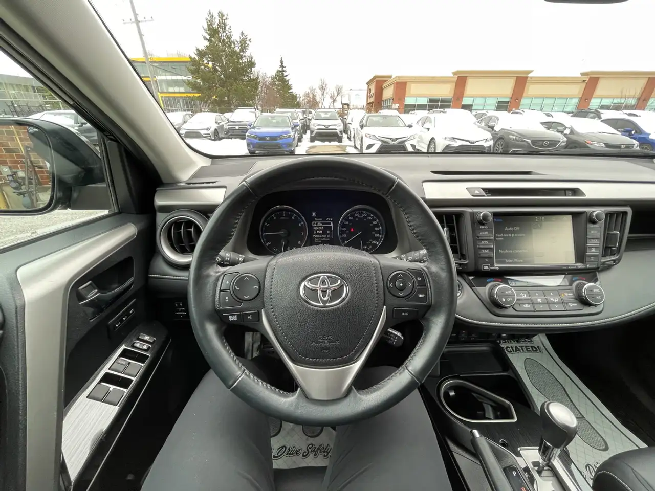 Toyota RAV 4 снимка Toyota RAV 4