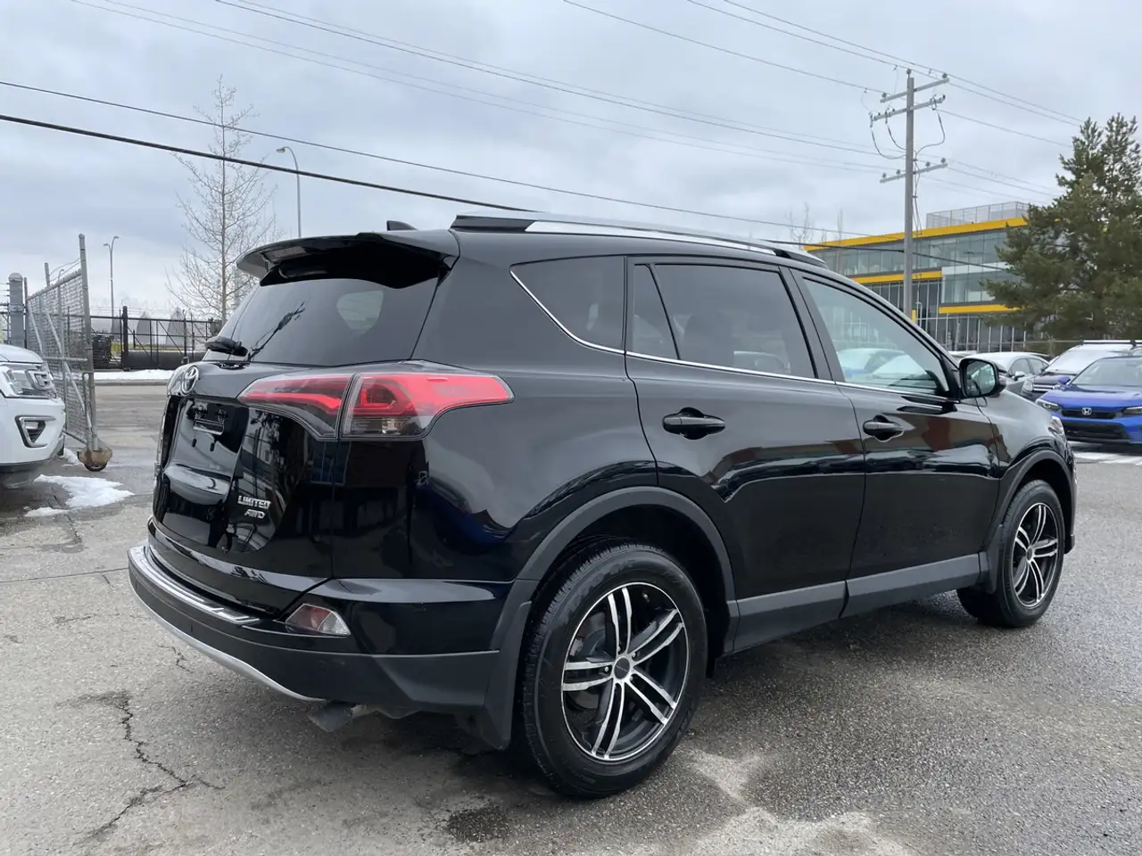 Toyota RAV 4 снимка Toyota RAV 4