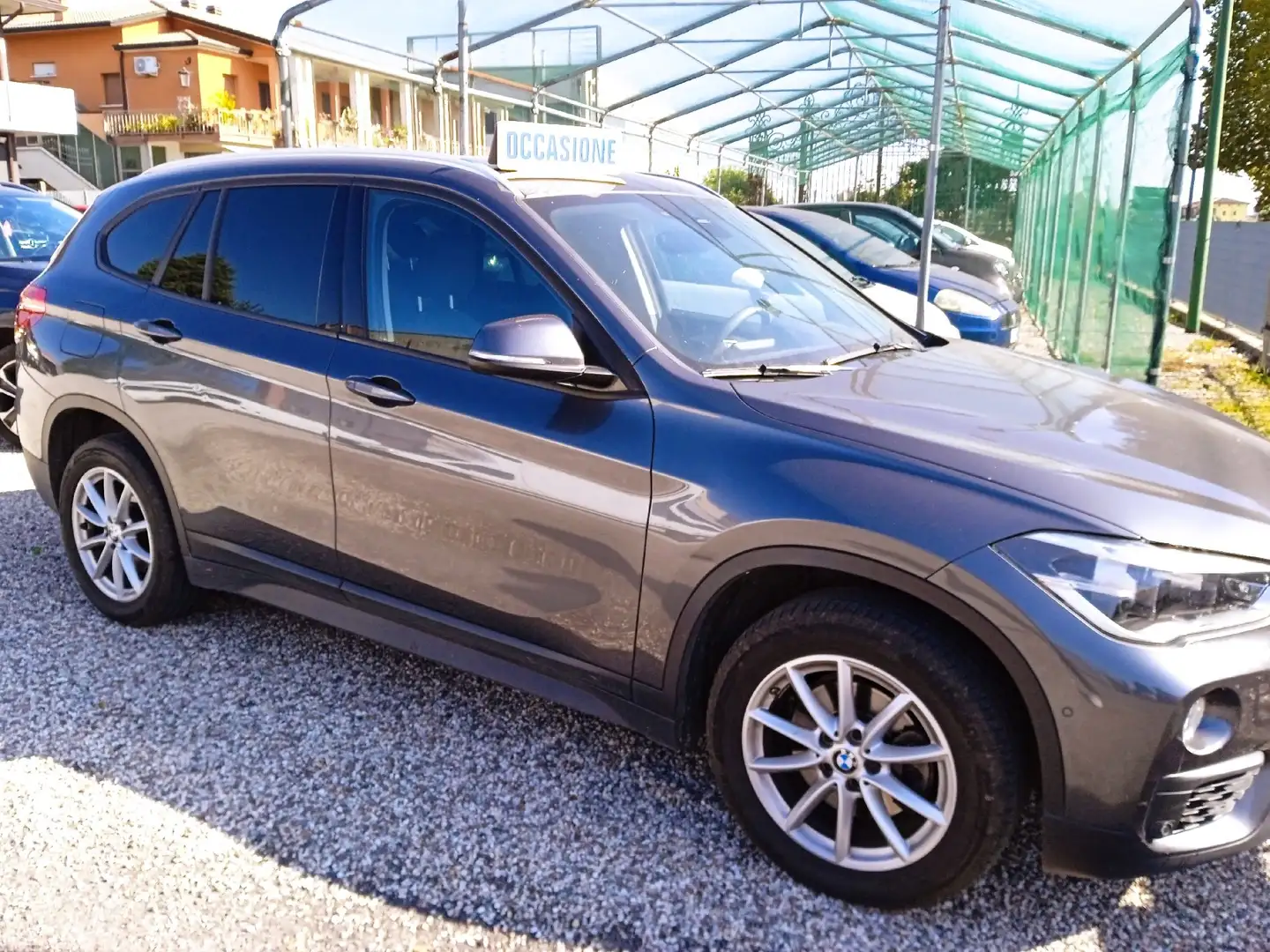 BMW X1 X1 F48 sdrive18d Sport auto my18 Gris - 2