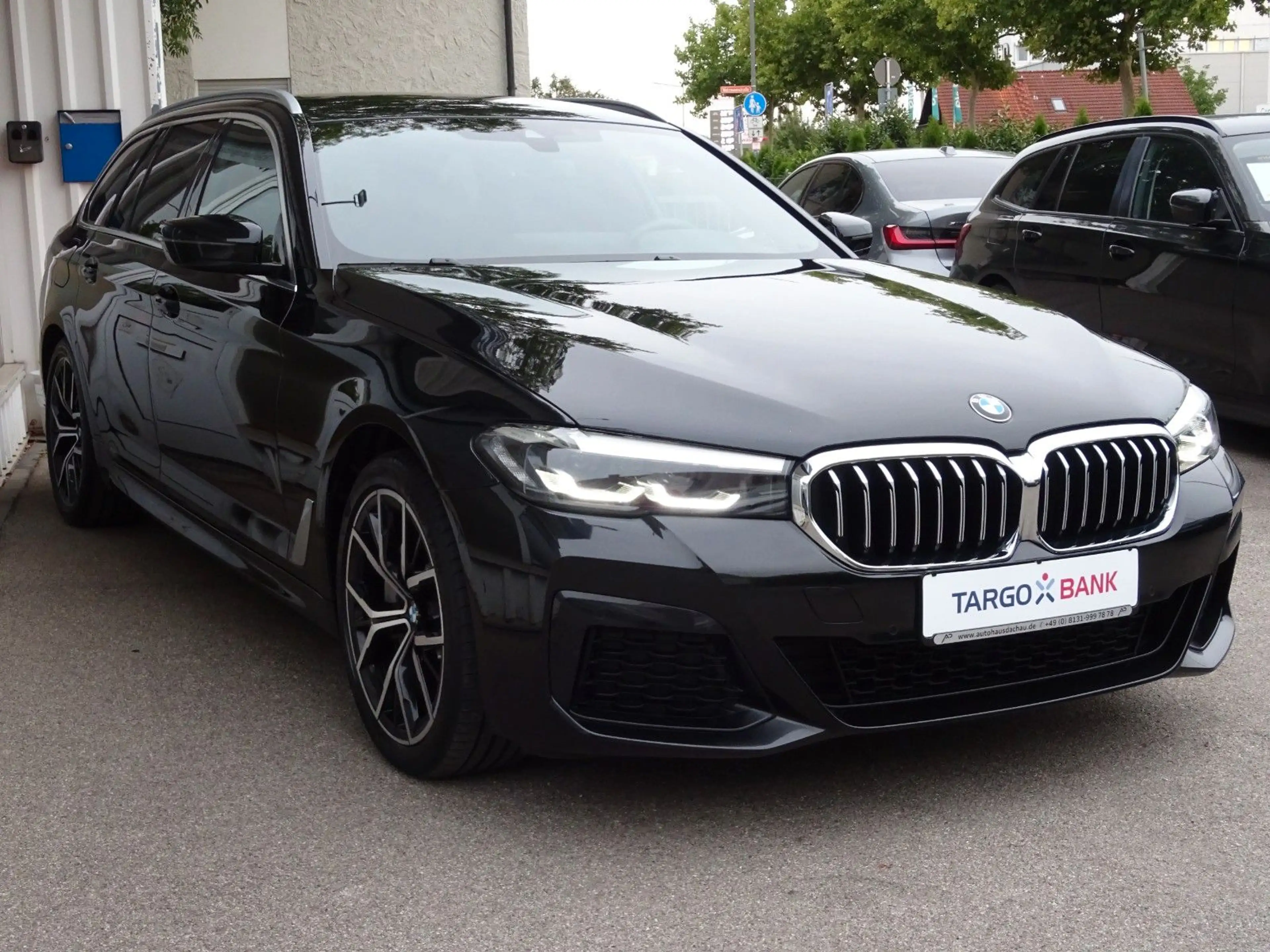 BMW 530 i xDrive Touring M-Sport Driv.A.19"Alu Kamera