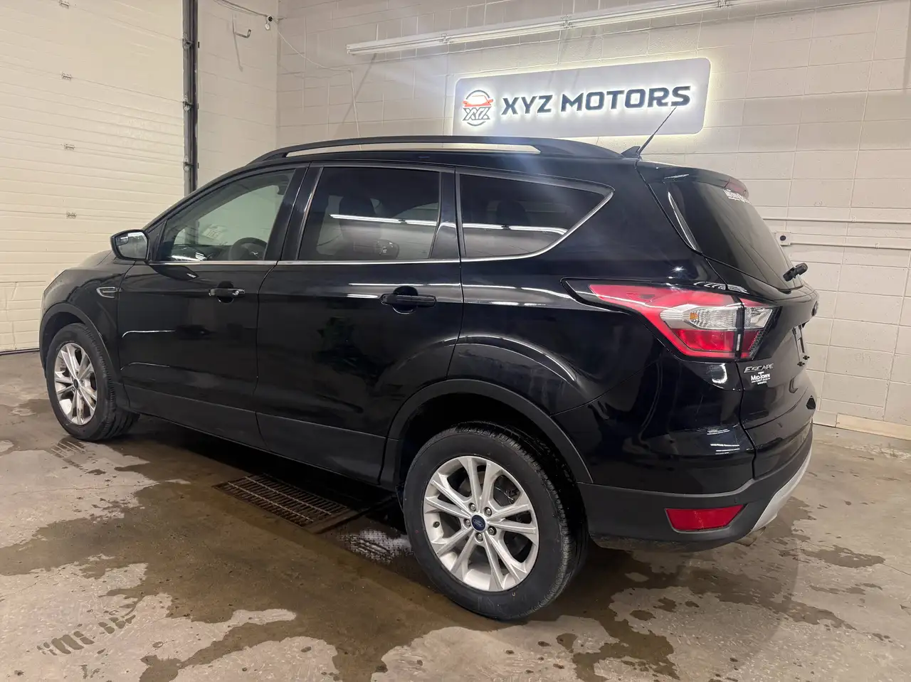 Ford Escape photo Ford Escape