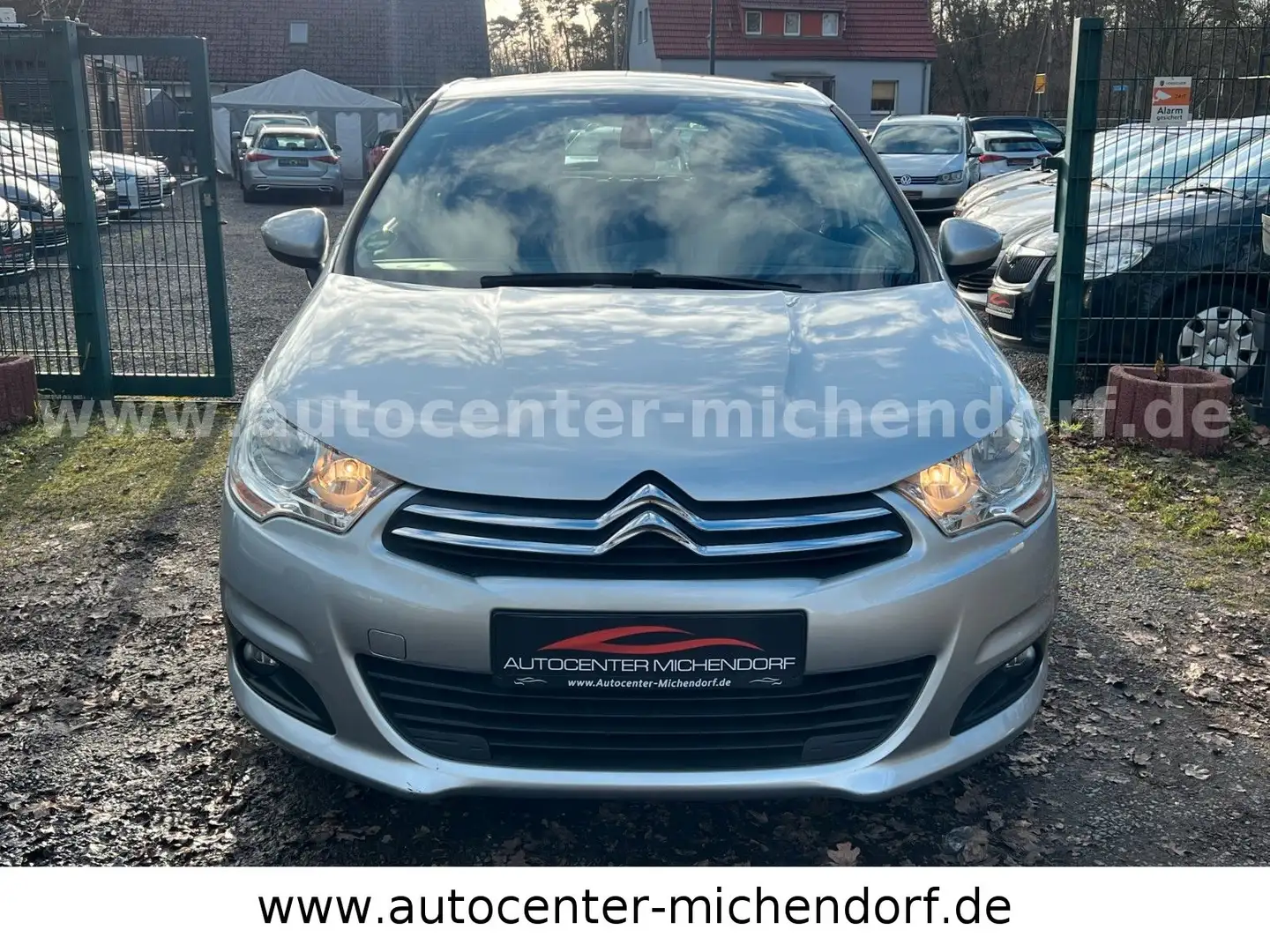 Citroen C4 Lim.1.Hand*Klima*Automatik*Sitzheizung* Grijs - 2