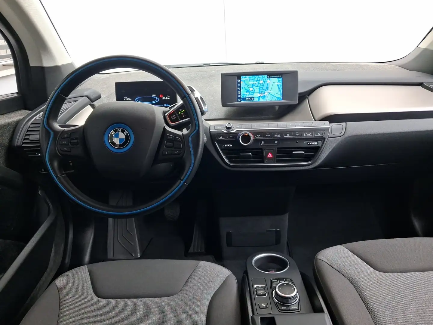BMW i3 120 LED Navi Rückfahrkam ParkAs PDC SHZ Grau - 2
