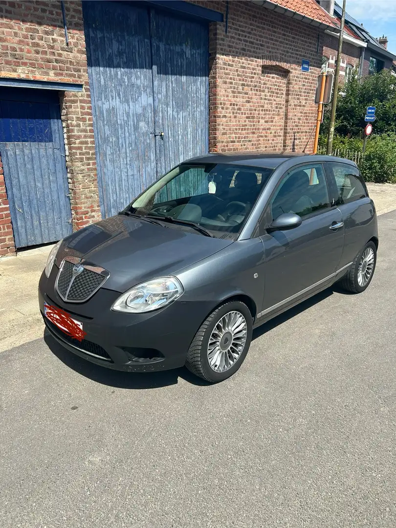 Lancia Ypsilon Y 1.2 8v - 1