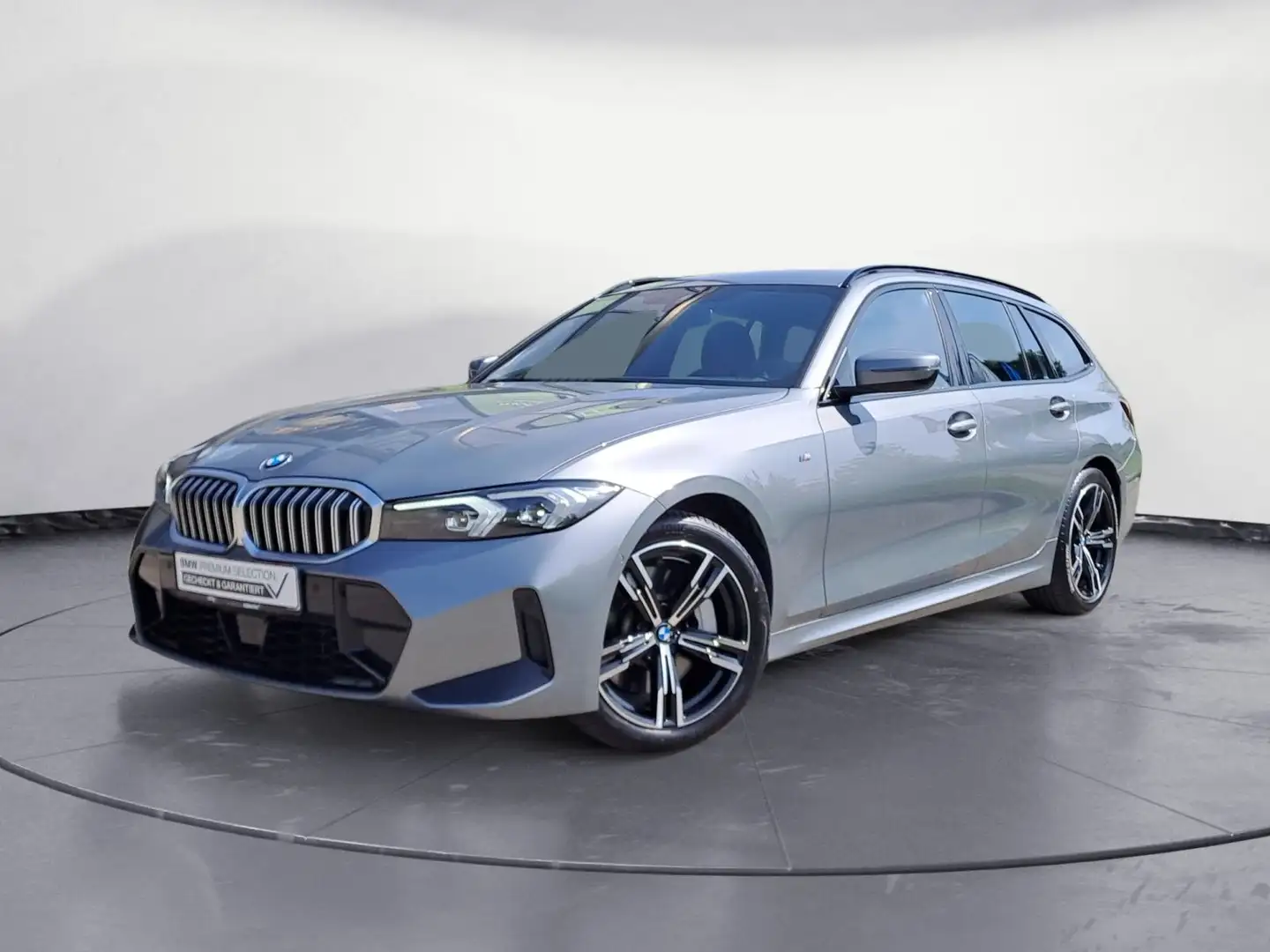 BMW 330 i xDrive Touring M Sport Navi ACC RFK HIFI Grau - 2
