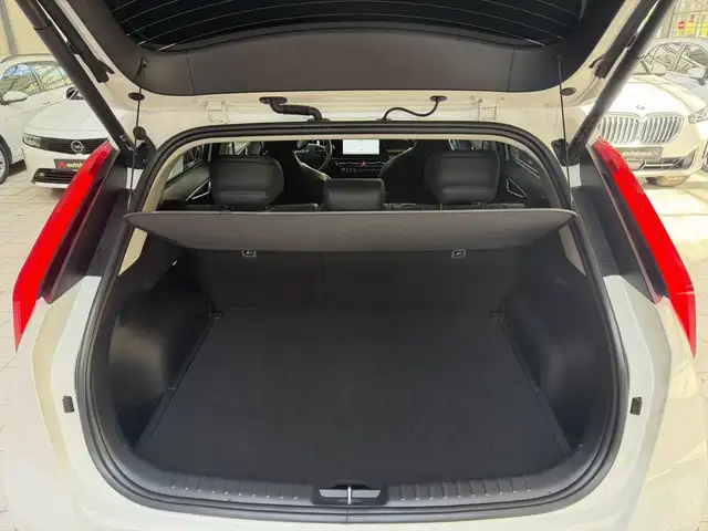 Kia Niro view 6