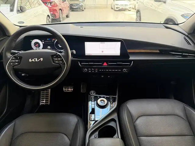 Kia Niro view 9