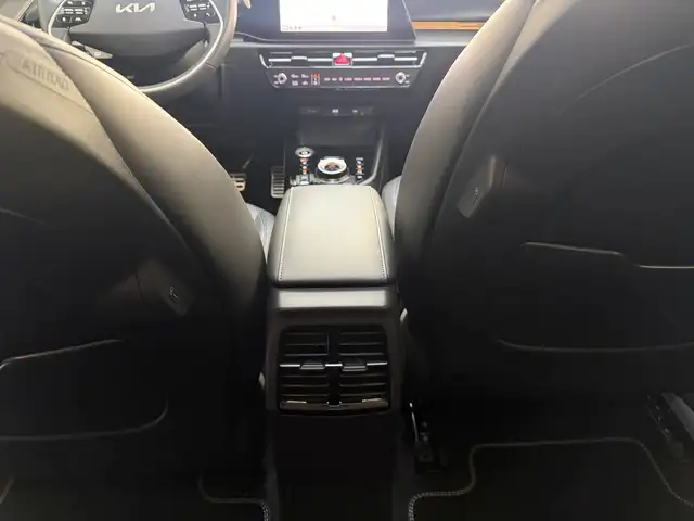 Kia Niro view 14