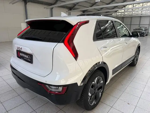 Kia Niro view 5