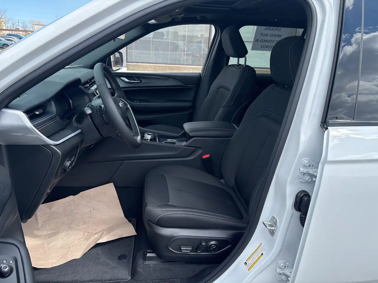Jeep Grand Cherokee снимка Jeep Grand Cherokee