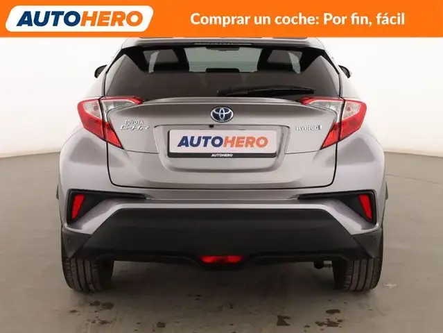 Toyota C-HR view 5