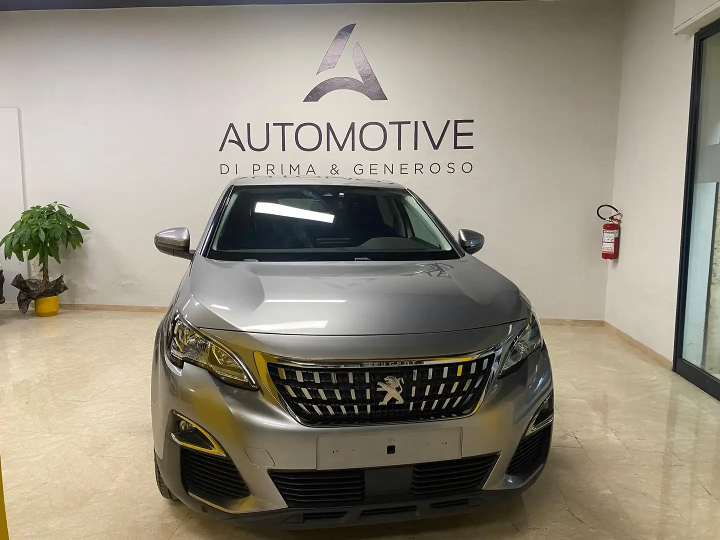 Peugeot 3008 1.5 bluehdi Business s Gris - 1