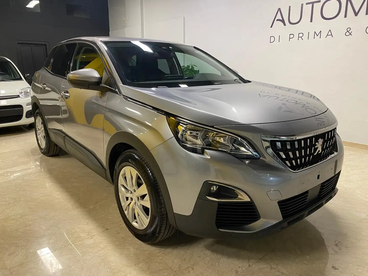 Peugeot 3008 1.5 bluehdi Business s Gris - 2