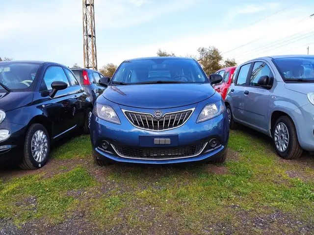 Lancia Ypsilon