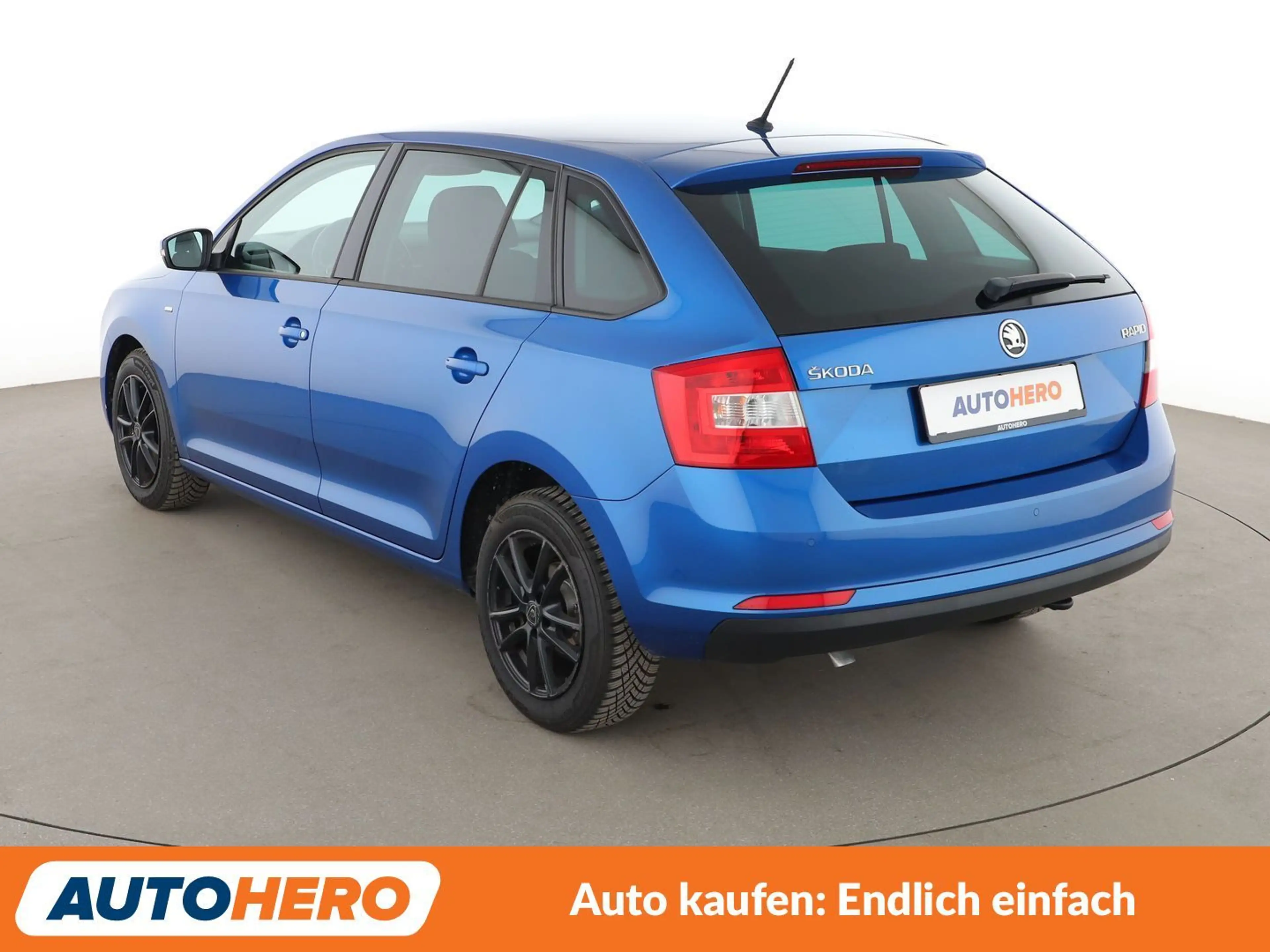 Skoda Rapid/Spaceback 1.2 TSI Drive *NAVI*XENON*TEMPO*PDC*SHZ* — photo 4
