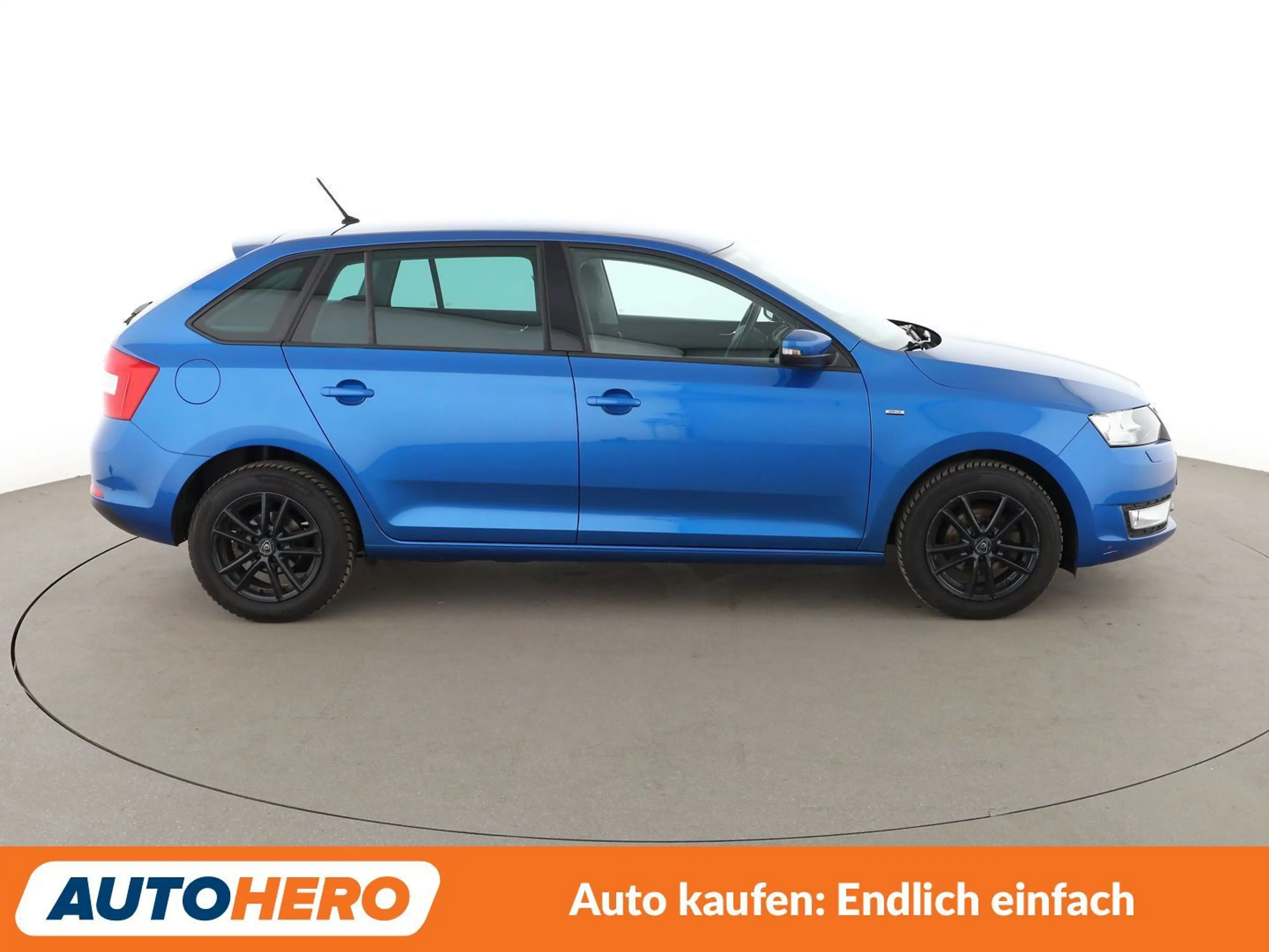 Skoda Rapid/Spaceback 1.2 TSI Drive *NAVI*XENON*TEMPO*PDC*SHZ* — photo 7