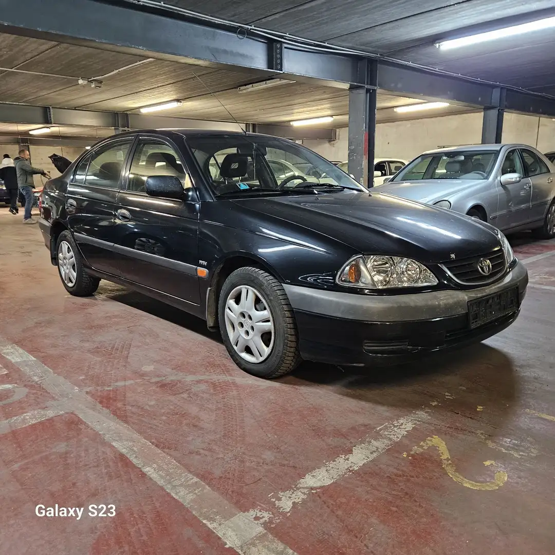 Toyota Avensis 1.6i VVT-i 16v  PRIX EXPORT Schwarz - 1