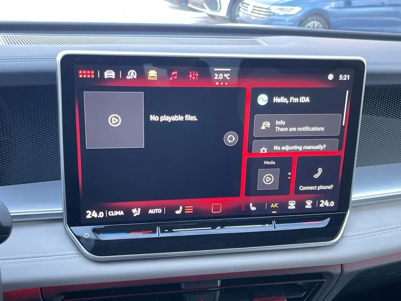 Volkswagen Tiguan снимка Volkswagen Tiguan
