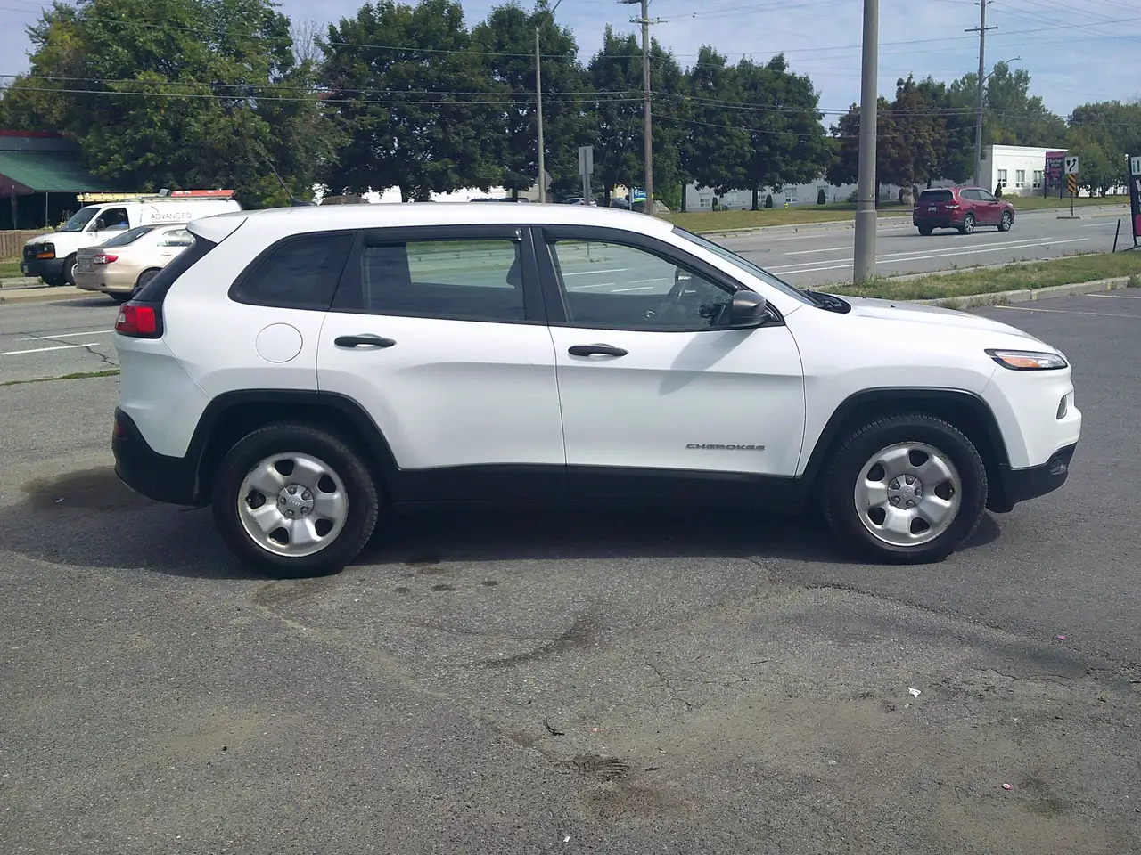 Jeep Cherokee снимка Jeep Cherokee