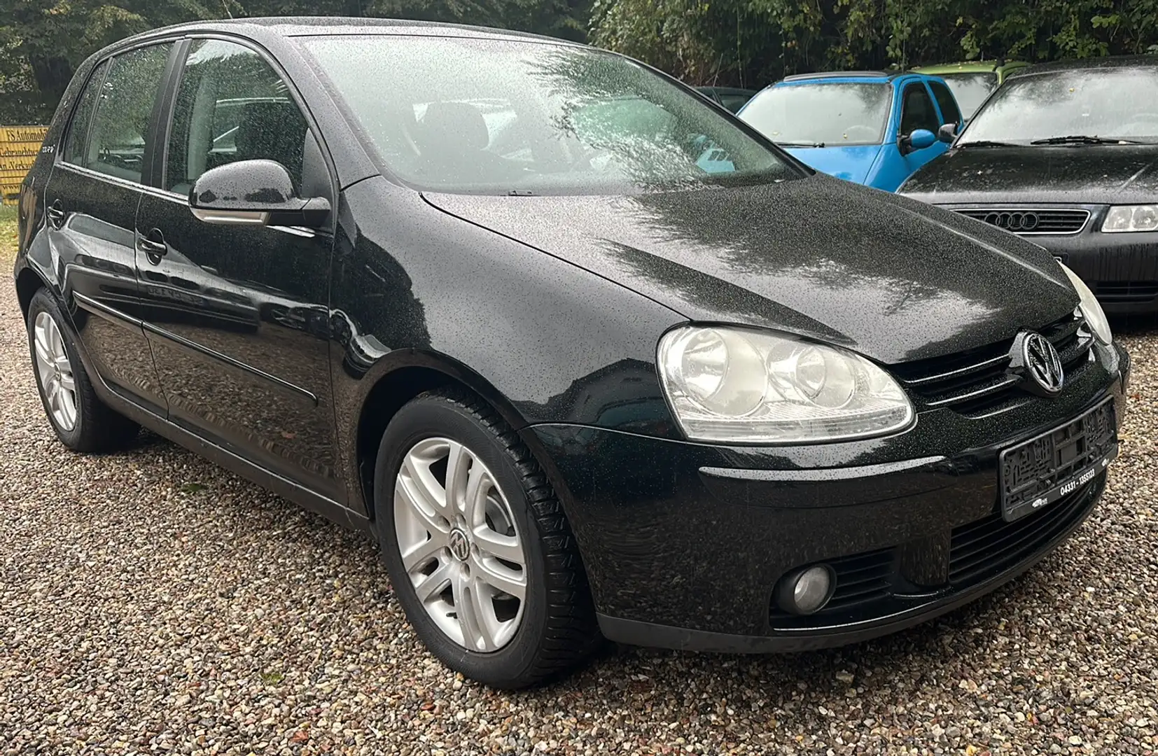 Volkswagen Golf Tour  ***   TÜV  NEU  *** Schwarz - 2