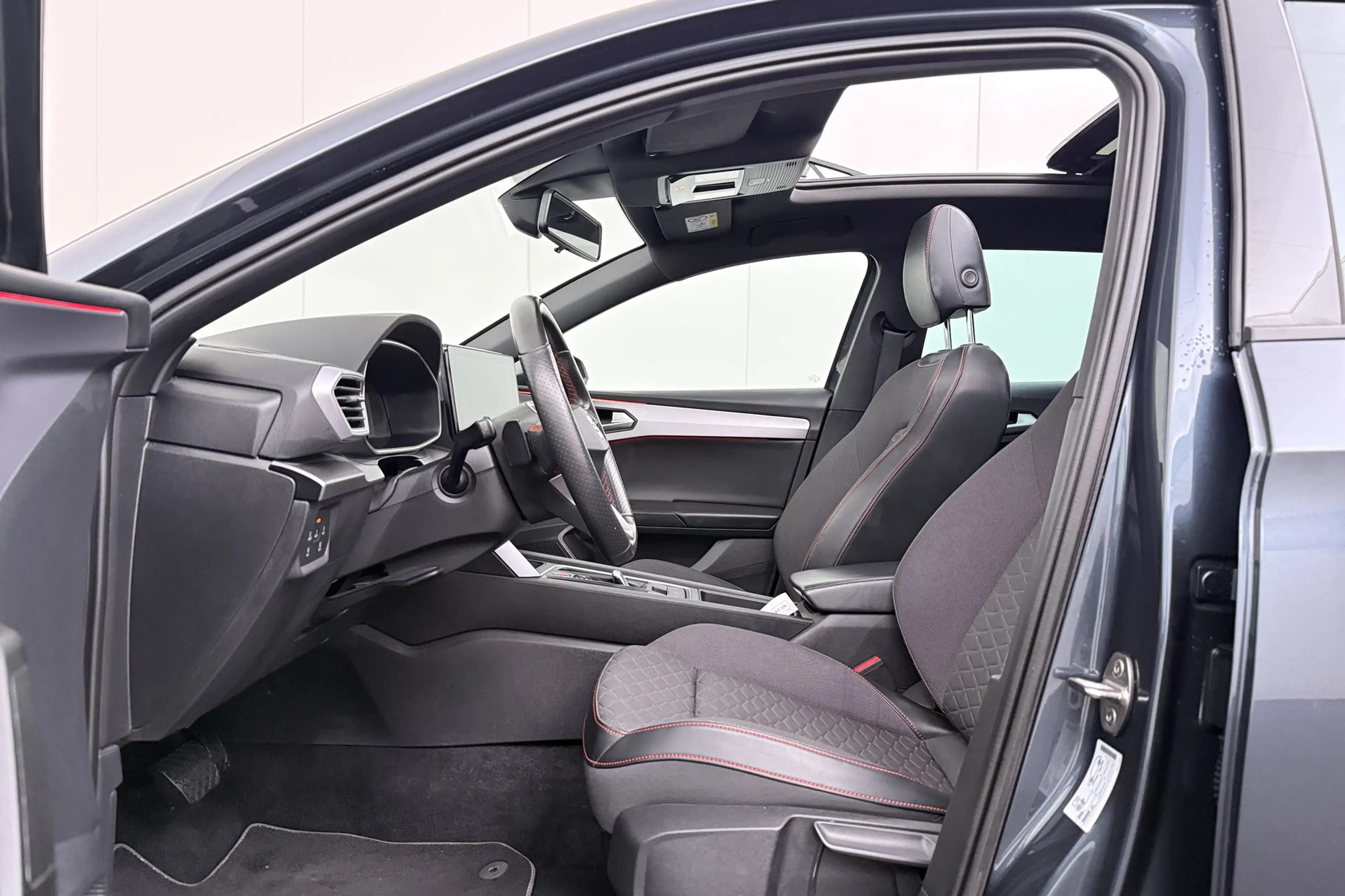SEAT Leon Sportstourer 1.4 204 PK TSI PHEV FR Pano-dak 18'LM — photo 10