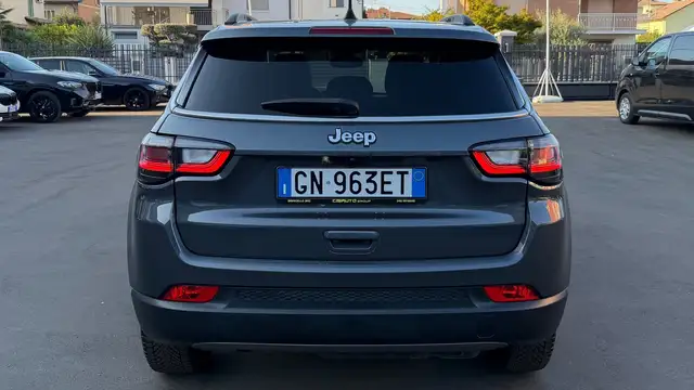 Jeep Compass view 7