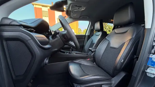 Jeep Compass view 11