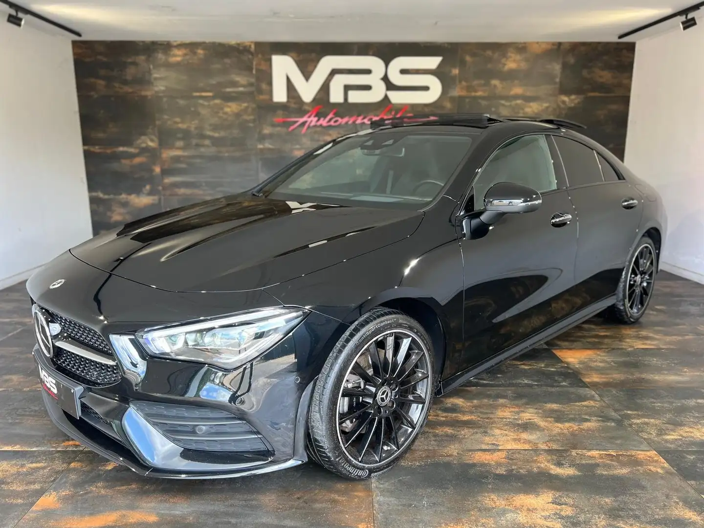 Mercedes-Benz CLA 250 e PHEV AMG Line * CAMÉRA 360*TOIT PANO OUVRANT Schwarz - 2