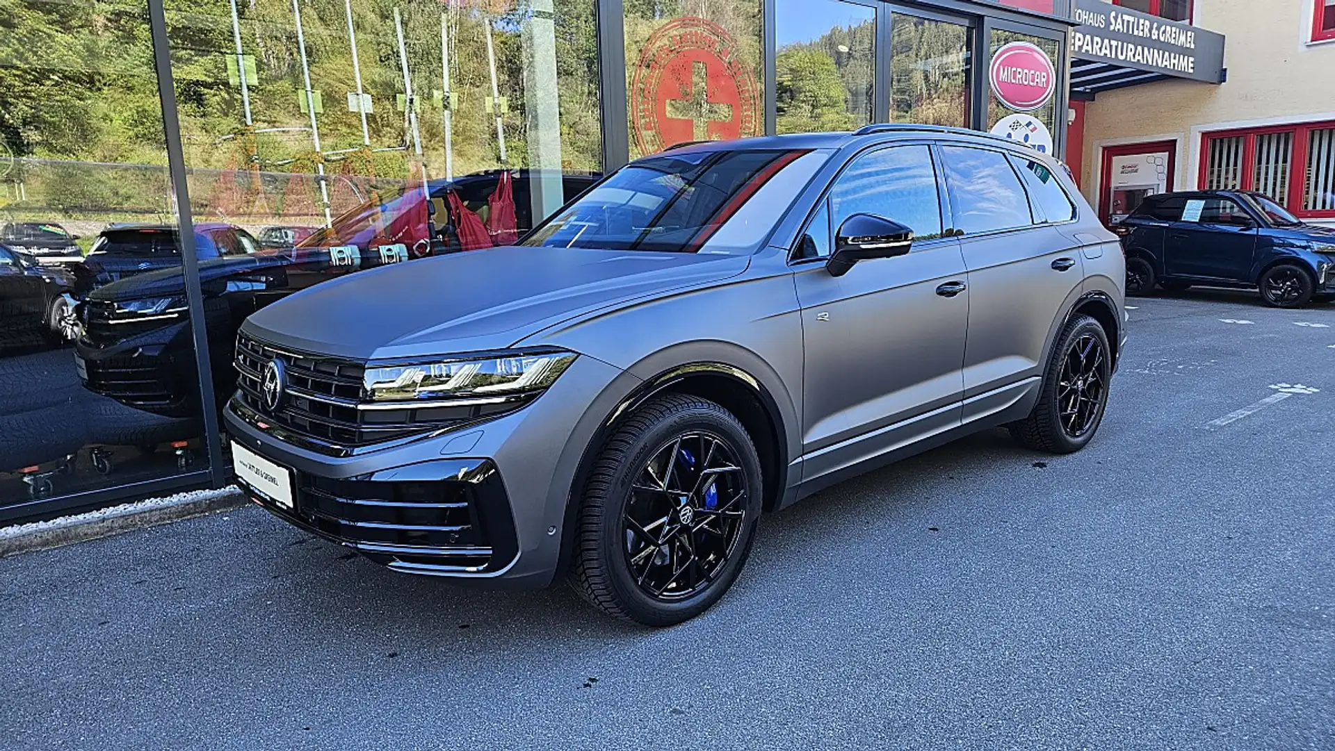 Volkswagen Touareg Touareg 2026 건메탈 사진 3