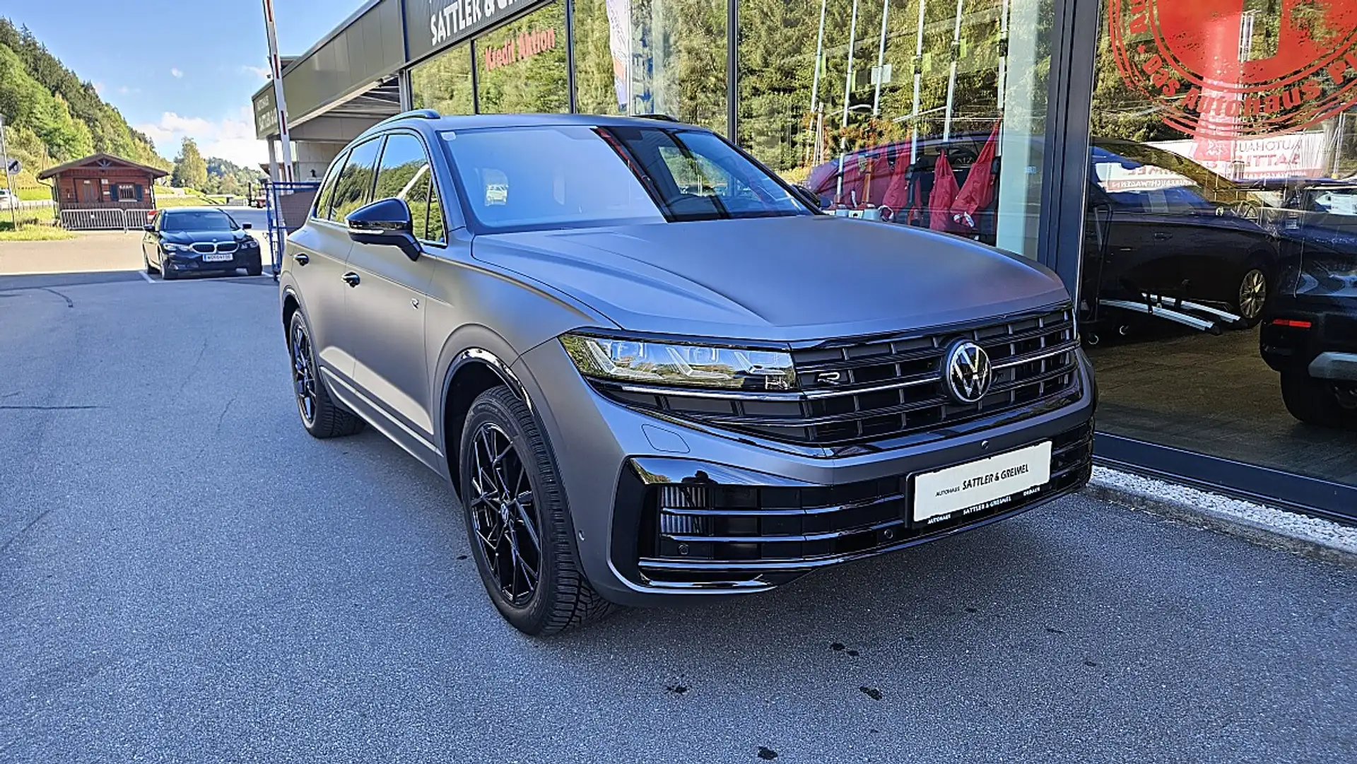 Volkswagen Touareg Touareg 2026 건메탈 사진 4