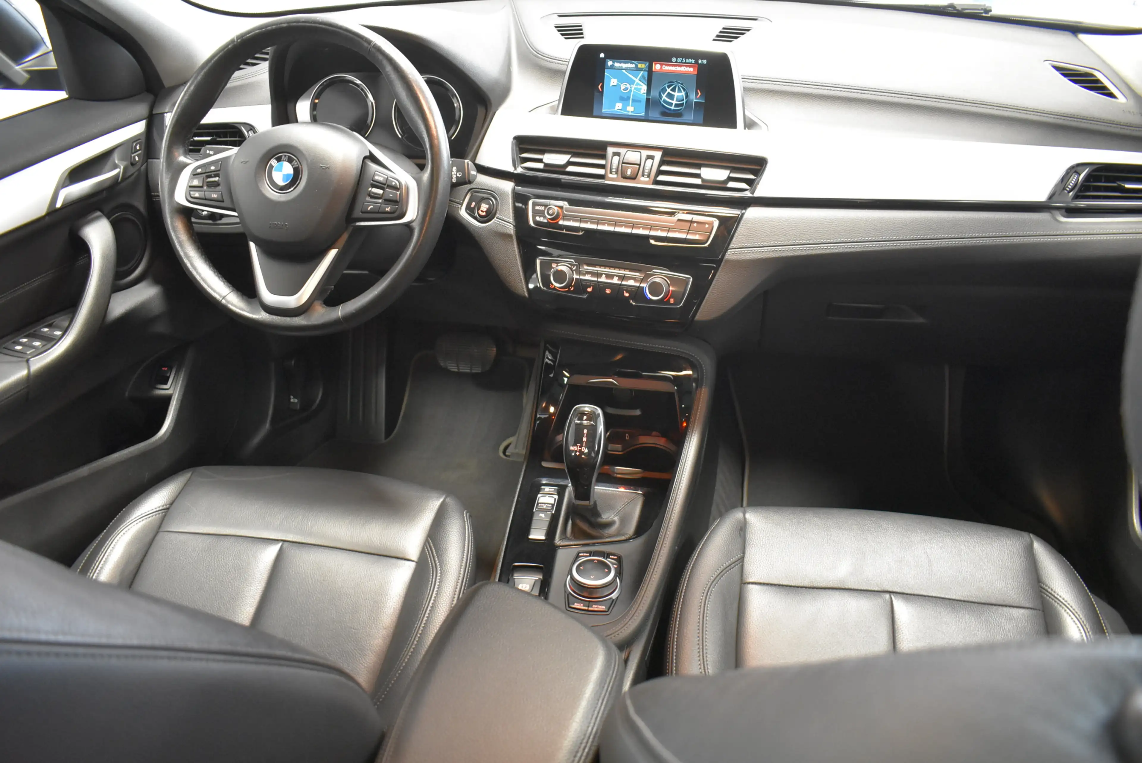 BMW X2 sDrive 18d Aut Navi LED Panora Kamer Leder — photo 5