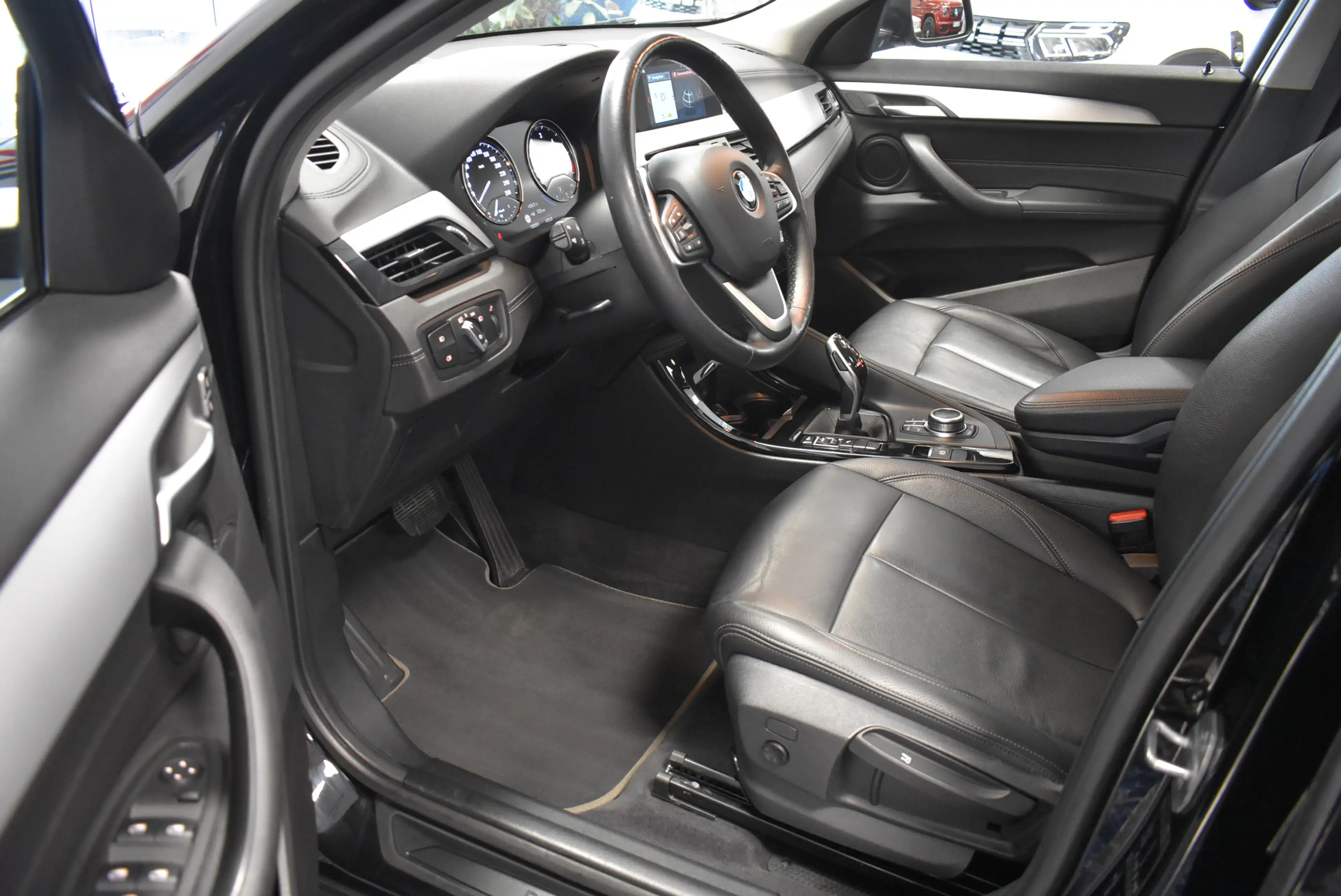 BMW X2 sDrive 18d Aut Navi LED Panora Kamer Leder — photo 6