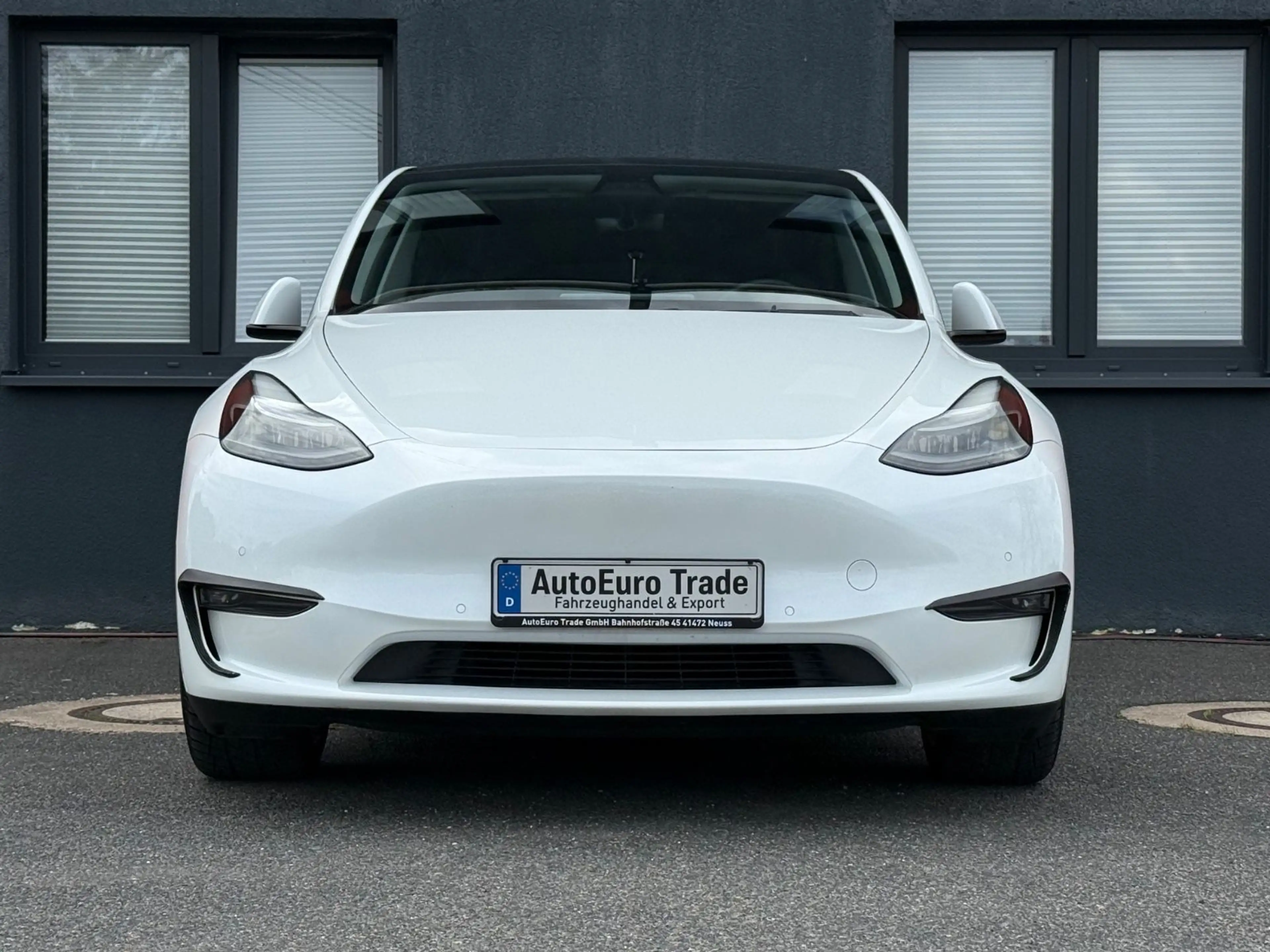 Tesla Model Y Performance Dual AWD — photo 5
