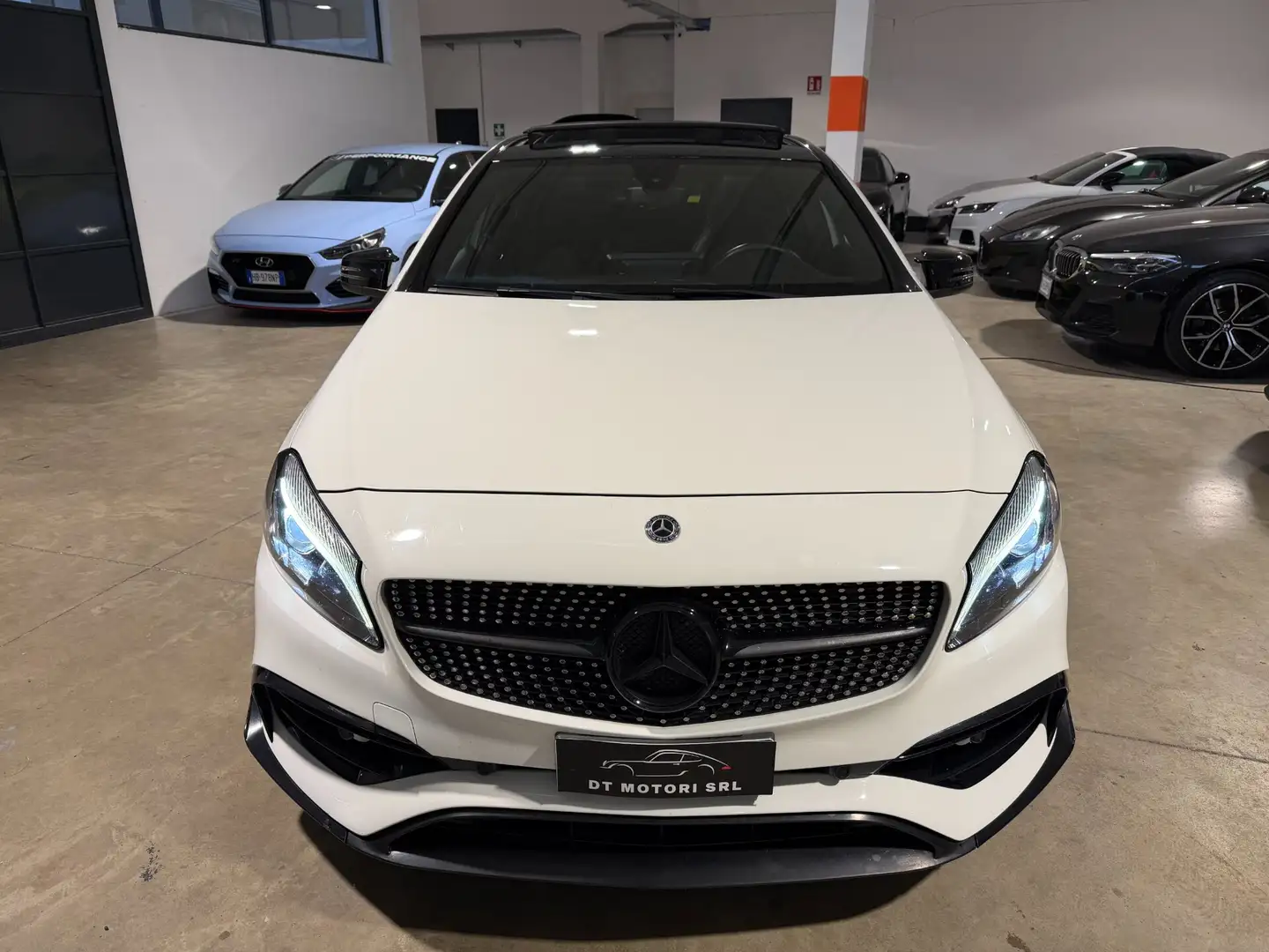 Mercedes-Benz A 220 220 d Premium TETTO-PINZE A45 AMG-CARBONIO Weiß - 2