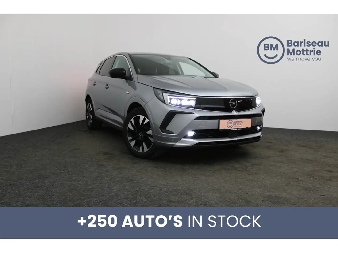 Opel Grandland 1.2 TURBO ELEGANCE *BTW AFTREKBAAR*DAB*GPS*CARPLAY Grijs - 1