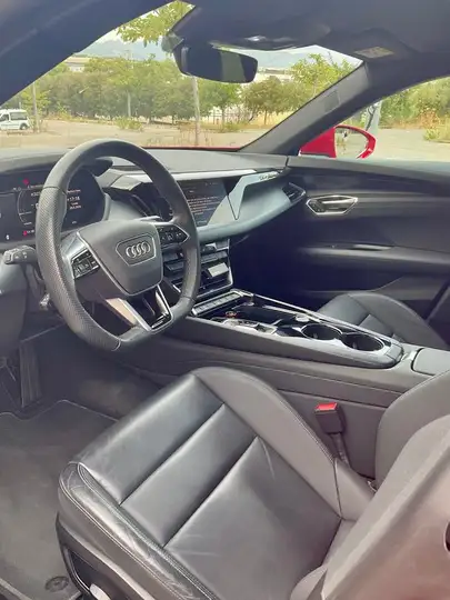 Audi e-tron GT 2023, foto 30