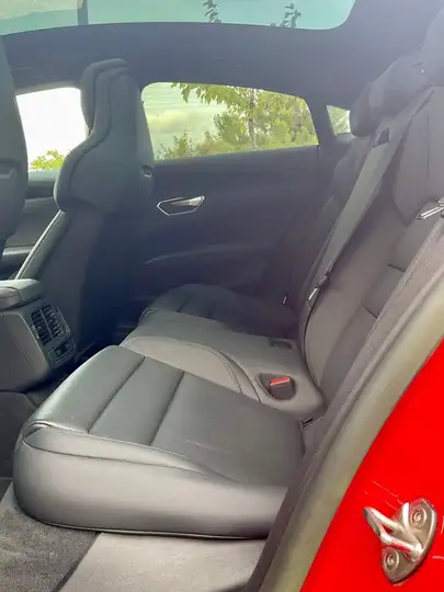 Audi e-tron GT 2023, foto 35