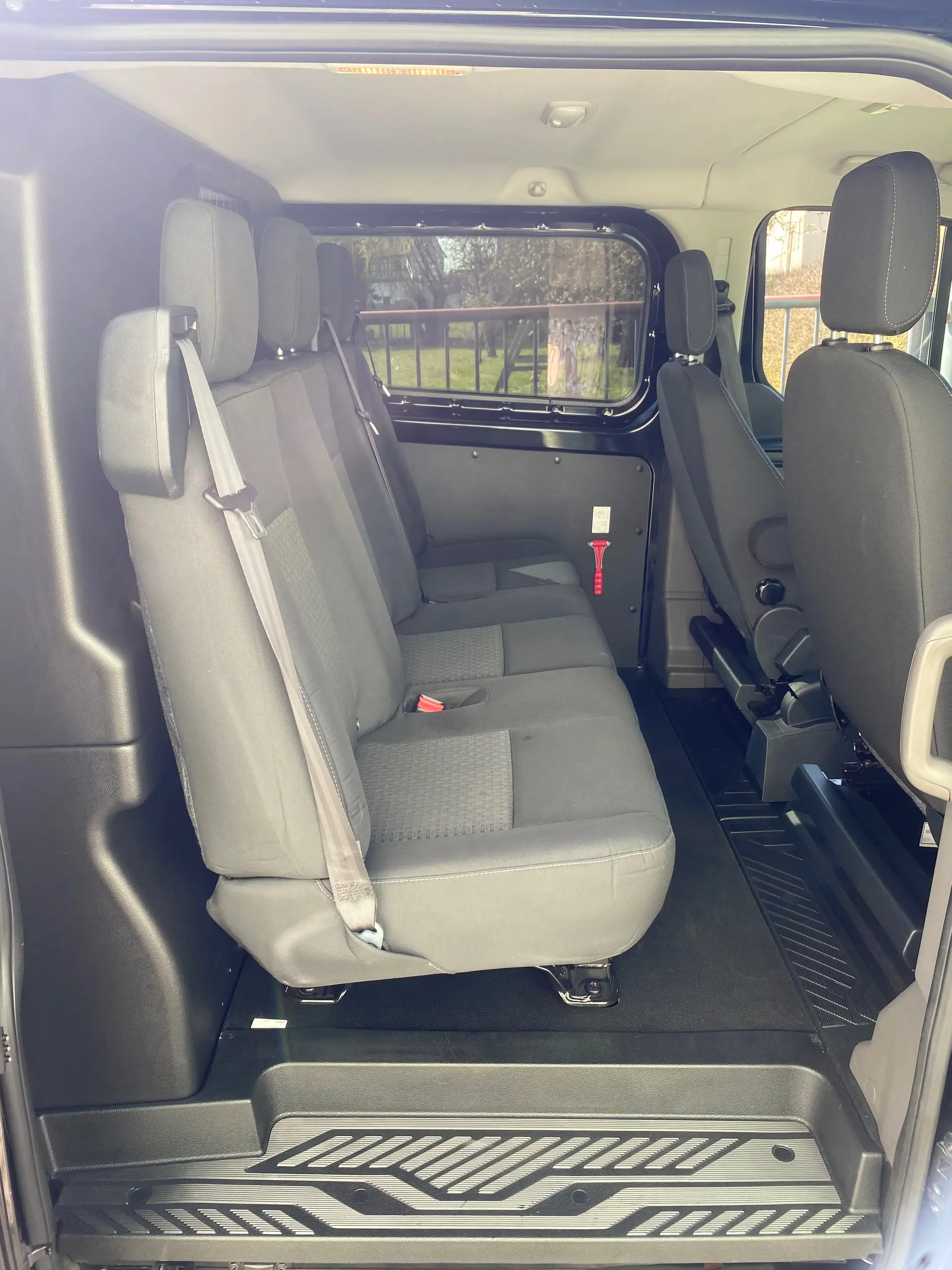 Ford Tourneo Custom 300 Mixto*1.Hand*Navi*Scheckheft*AHK*Kamera*MwSt. ausweisbar*TOP!** — photo 9