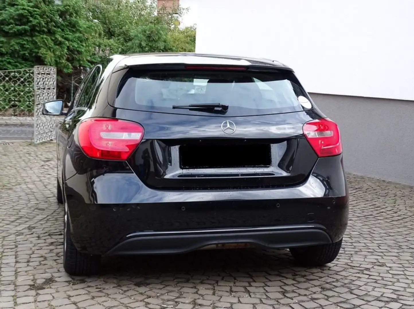 Mercedes-Benz A 180 CDI (BlueEFFICIENCY) 7G-DCT Style Schwarz - 2