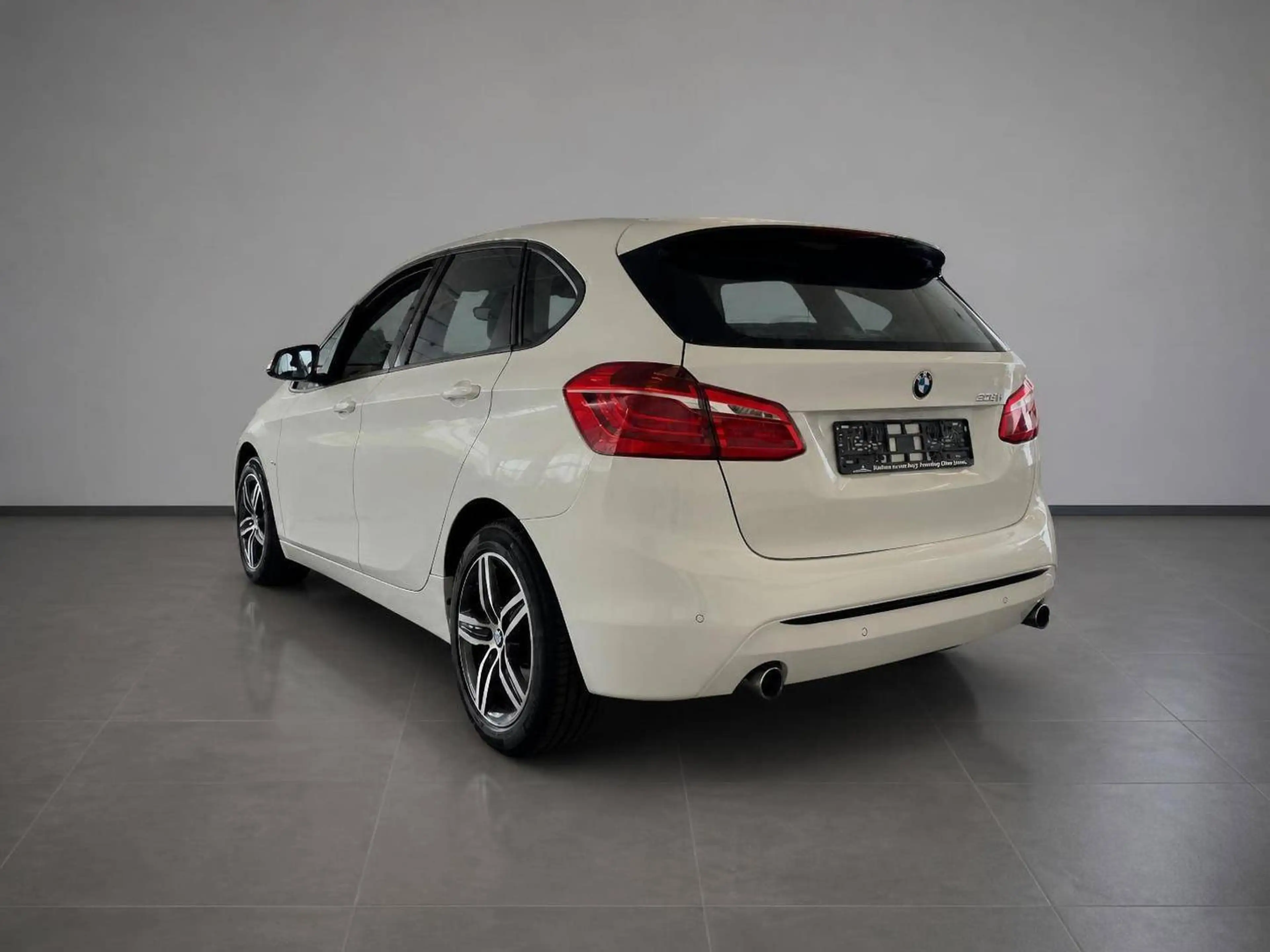 BMW 220 Active Tourer Sport Line*PDC*Scheckheft* — photo 5