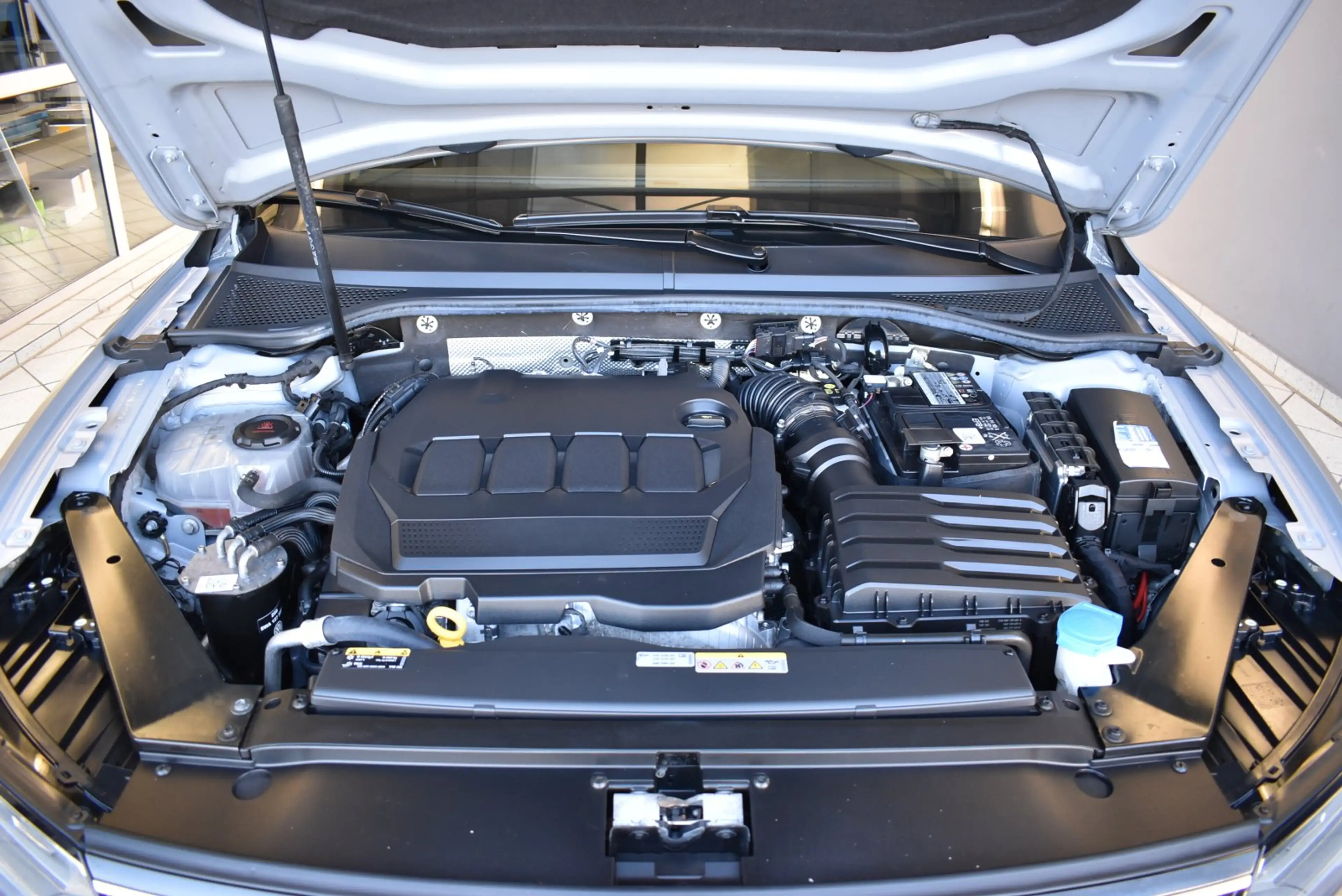 Volkswagen Passat Variant 2.0 TDI Business DSG*AHK*LED — photo 10