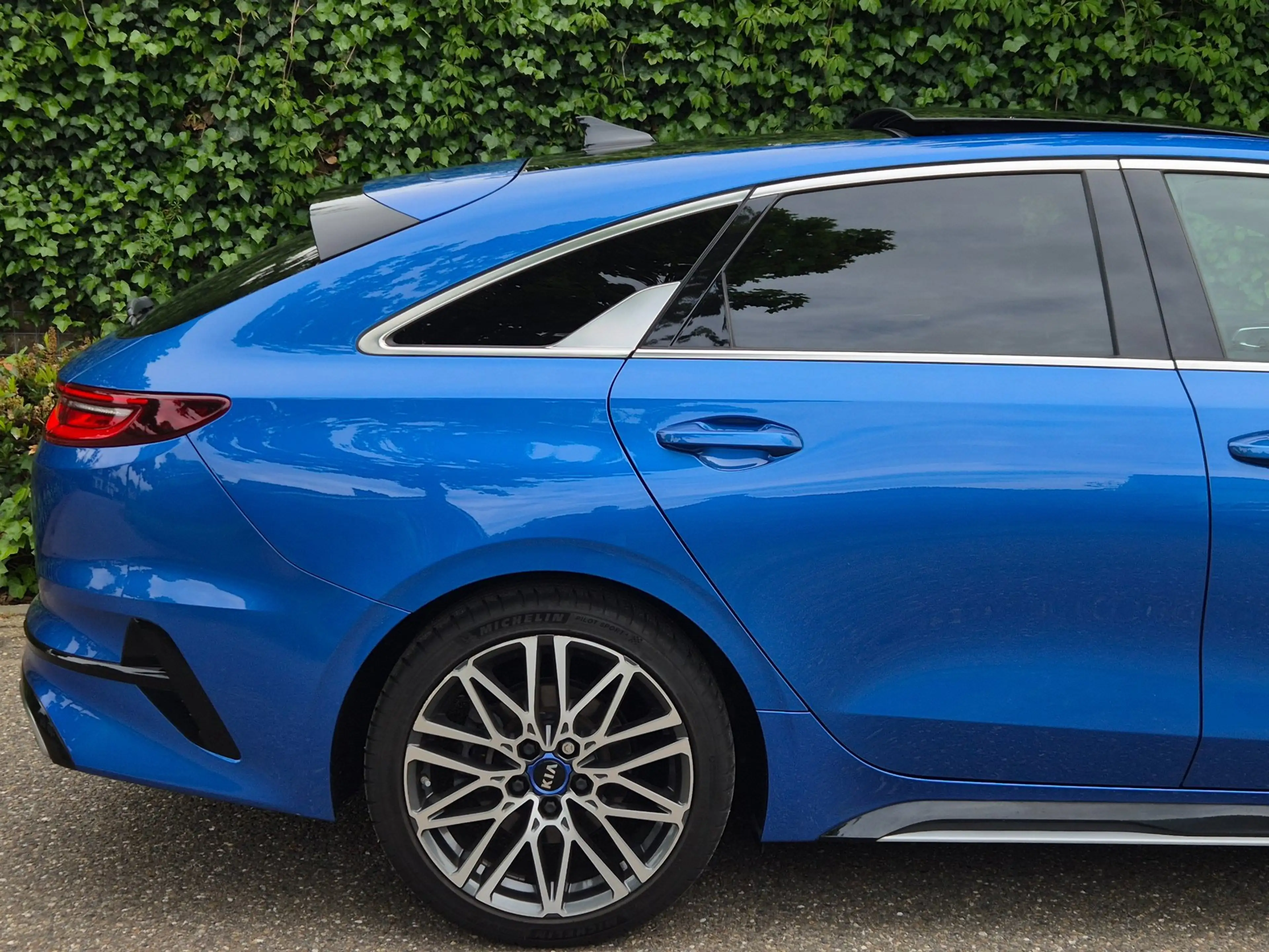 Kia ProCeed / pro_cee'd T-GDI GT-PlusLine VOL OPTIE Panorama Keyless LED A — photo 9