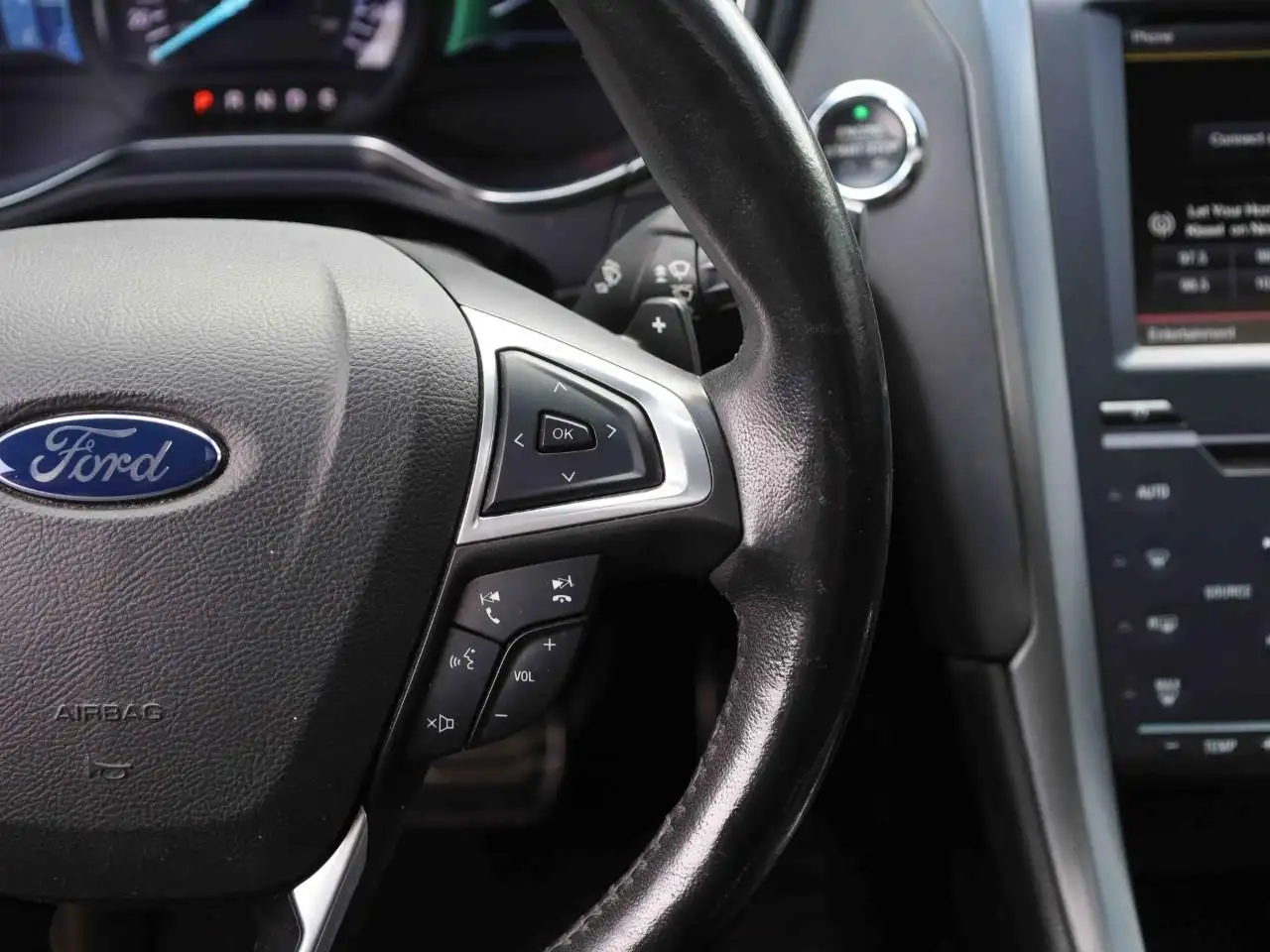 Ford Fusion снимка Ford Fusion