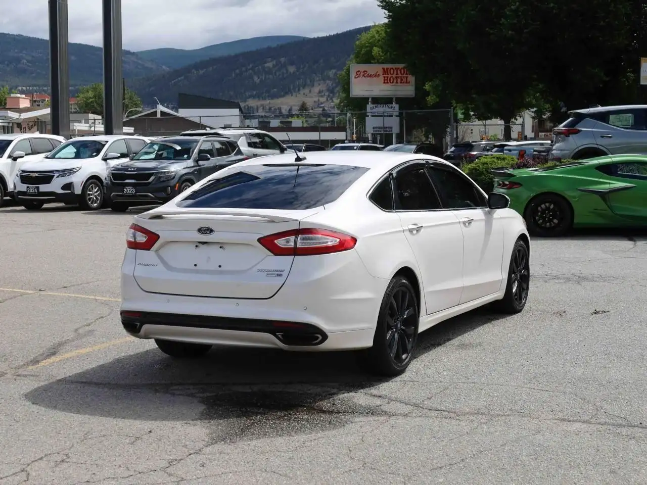 Ford Fusion снимка Ford Fusion