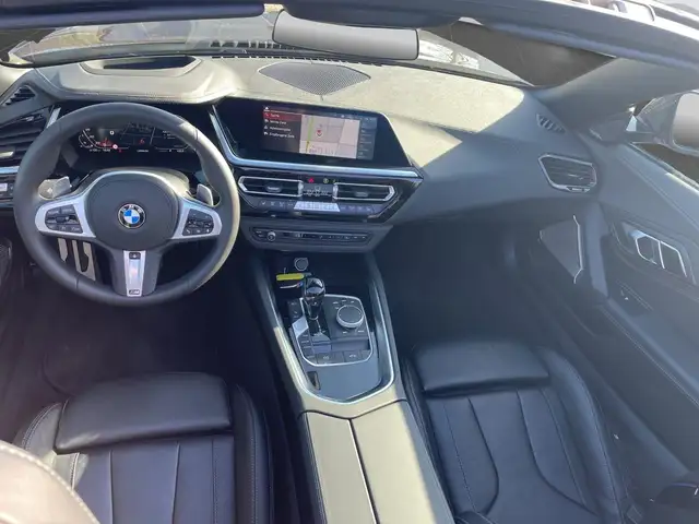 BMW Z4 M view 8