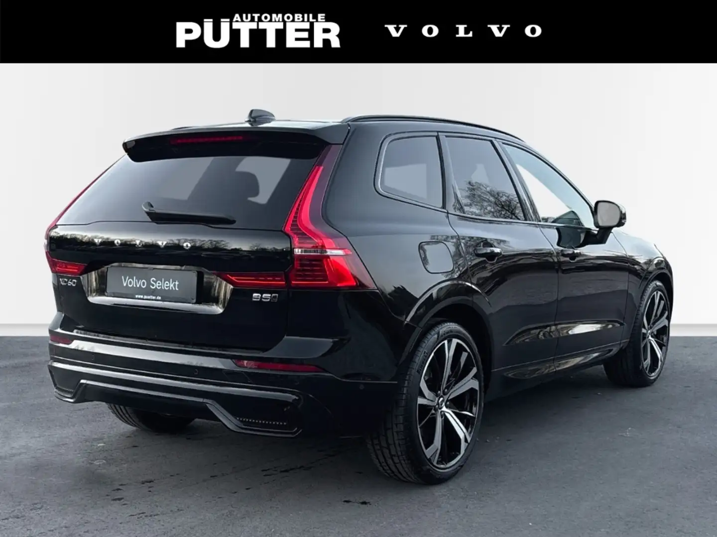 Volvo XC60 B5 Benzin AWD Ultra Dark 21'' AHK Luft 360 Kamera Schwarz - 2