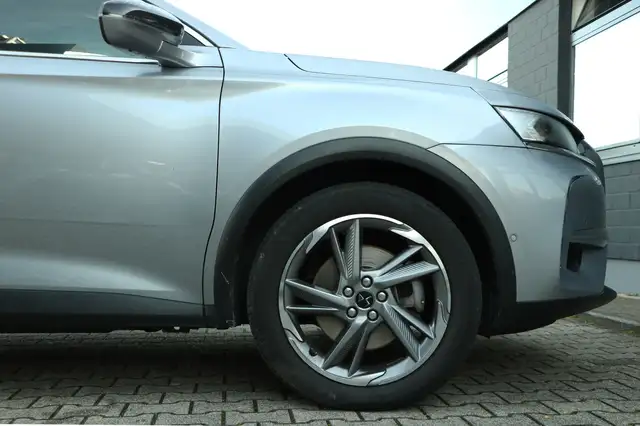 DS Automobiles DS 7 Crossback view 5