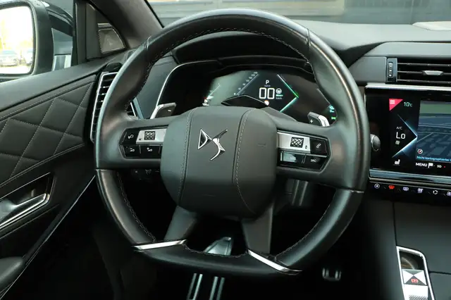DS Automobiles DS 7 Crossback view 13