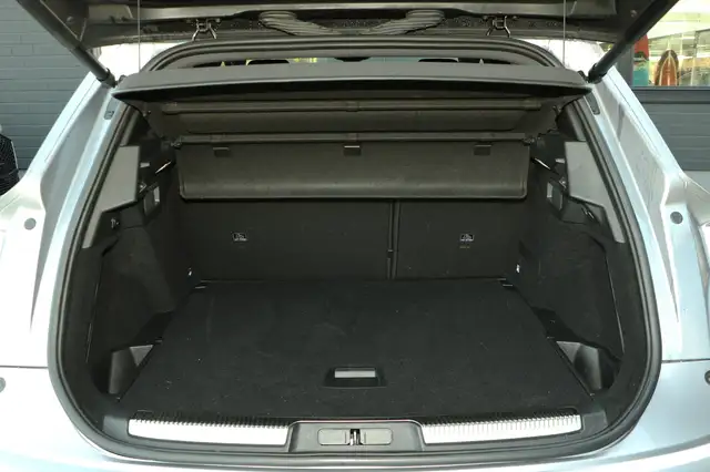 DS Automobiles DS 7 Crossback view 6