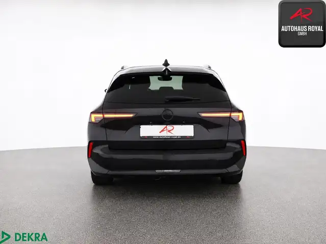 Opel Astra view 4